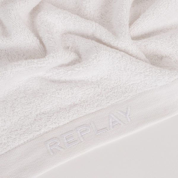 מגבת לוגו REPLAY- לבן